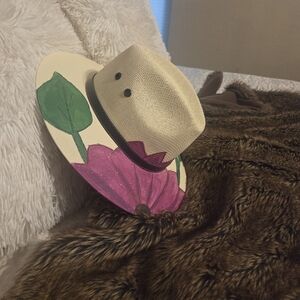 Floral Beige Wide-Brim Hat